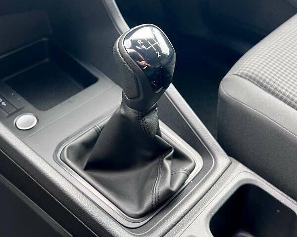 Белый Фольксваген Кадди, объемом двигателя 2 л и пробегом 154 тыс. км за 21900 $, фото 35 на Automoto.ua