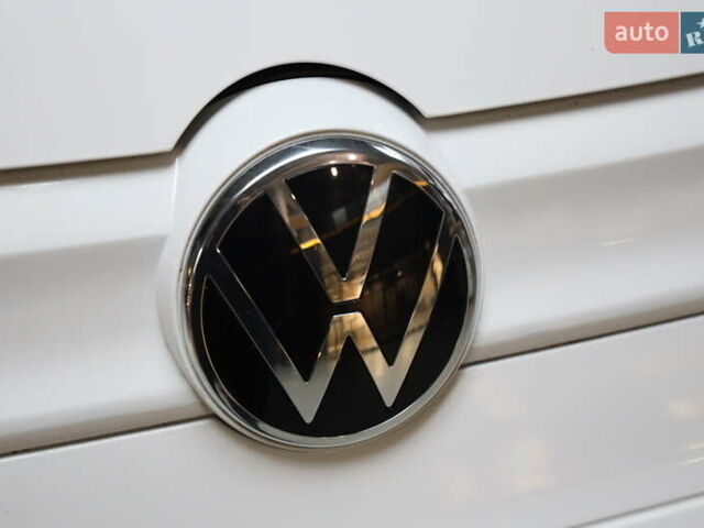 Белый Фольксваген Кадди, объемом двигателя 1.97 л и пробегом 67 тыс. км за 19900 $, фото 5 на Automoto.ua