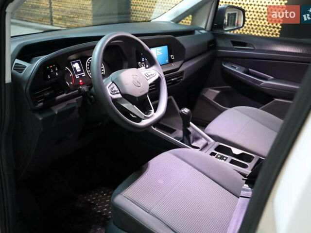 Белый Фольксваген Кадди, объемом двигателя 1.97 л и пробегом 67 тыс. км за 19900 $, фото 12 на Automoto.ua