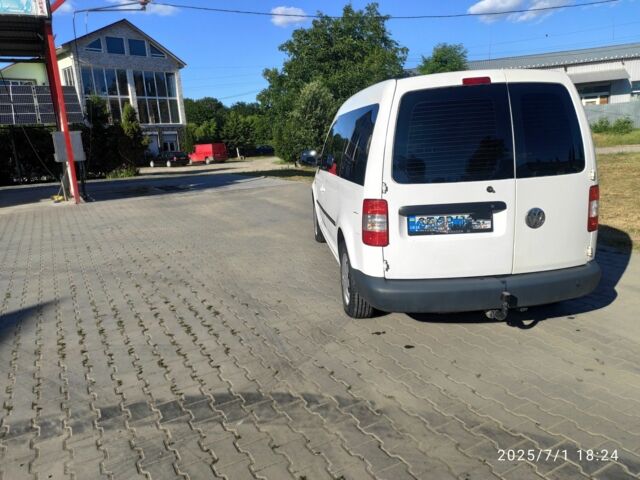 Белый Фольксваген Кадди, объемом двигателя 1.9 л и пробегом 290 тыс. км за 6250 $, фото 2 на Automoto.ua