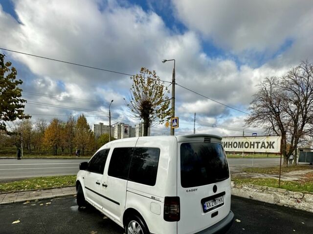 Білий Фольксваген Кадді, об'ємом двигуна 1.6 л та пробігом 295 тис. км за 4200 $, фото 6 на Automoto.ua