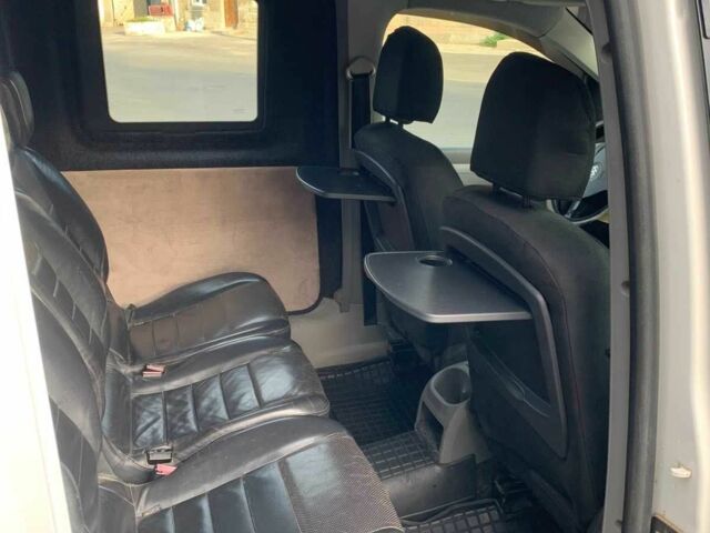 Белый Фольксваген Кадди, объемом двигателя 1.9 л и пробегом 350 тыс. км за 6500 $, фото 1 на Automoto.ua