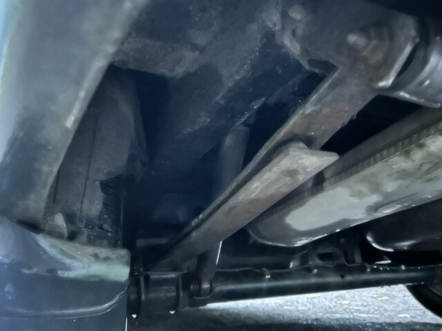 Белый Фольксваген Кадди, объемом двигателя 1.4 л и пробегом 200 тыс. км за 2400 $, фото 6 на Automoto.ua