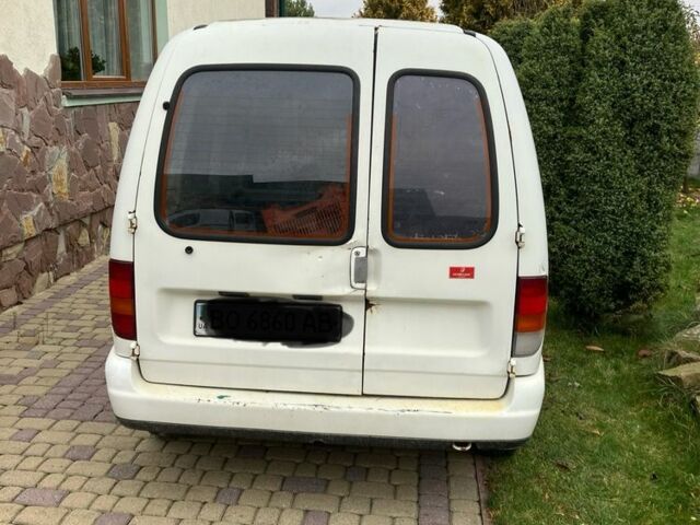 Білий Фольксваген Кадді, об'ємом двигуна 1.9 л та пробігом 300 тис. км за 1548 $, фото 3 на Automoto.ua