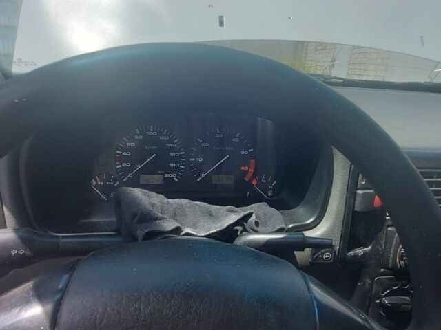 Белый Фольксваген Кадди, объемом двигателя 1.4 л и пробегом 400 тыс. км за 650 $, фото 1 на Automoto.ua