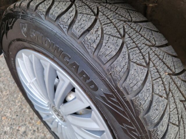 Белый Фольксваген Кадди, объемом двигателя 1.4 л и пробегом 544 тыс. км за 2300 $, фото 2 на Automoto.ua