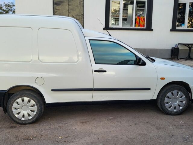 Фольксваген Кадди 2001 в Николаеве на Automoto.ua Белый Фольксваген Кадди, объемом двигателя 1.4 л и пробегом 300 тыс. км за 1500 $, фото 10 на Automoto.ua