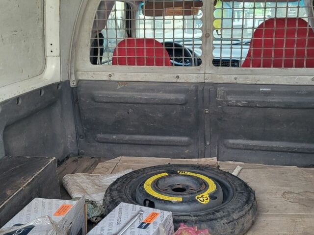 Фольксваген Кадди 2001 в Николаеве на Automoto.ua Белый Фольксваген Кадди, объемом двигателя 1.4 л и пробегом 300 тыс. км за 1500 $, фото 16 на Automoto.ua