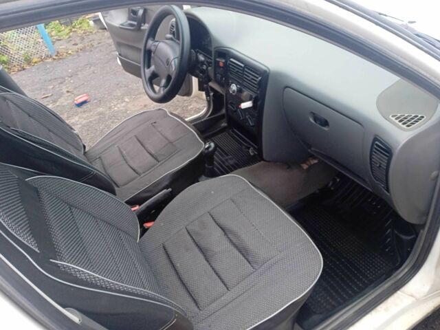 Белый Фольксваген Кадди, объемом двигателя 1.9 л и пробегом 110 тыс. км за 1500 $, фото 7 на Automoto.ua