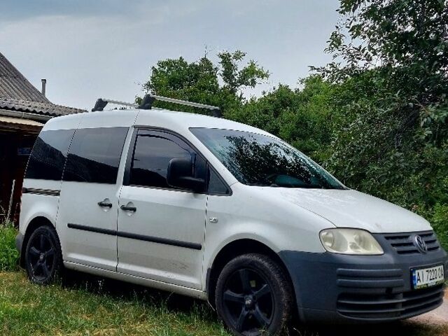 Білий Фольксваген Кадді, об'ємом двигуна 2 л та пробігом 211 тис. км за 5043 $, фото 1 на Automoto.ua