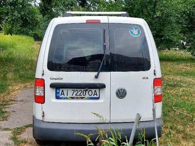 Білий Фольксваген Кадді, об'ємом двигуна 2 л та пробігом 211 тис. км за 5043 $, фото 3 на Automoto.ua