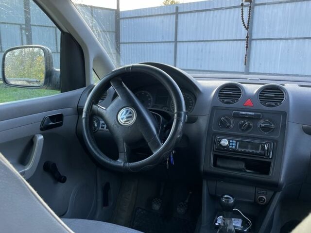 Белый Фольксваген Кадди, объемом двигателя 1.4 л и пробегом 310 тыс. км за 4800 $, фото 5 на Automoto.ua