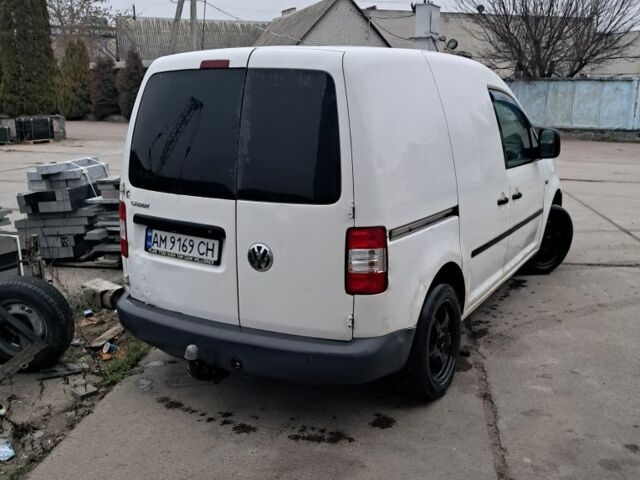 Белый Фольксваген Кадди, объемом двигателя 1.4 л и пробегом 400 тыс. км за 3300 $, фото 1 на Automoto.ua