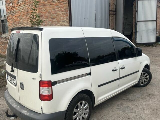 Білий Фольксваген Кадді, об'ємом двигуна 1.9 л та пробігом 330 тис. км за 5700 $, фото 3 на Automoto.ua