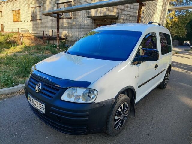 Білий Фольксваген Кадді, об'ємом двигуна 0 л та пробігом 220 тис. км за 4850 $, фото 1 на Automoto.ua