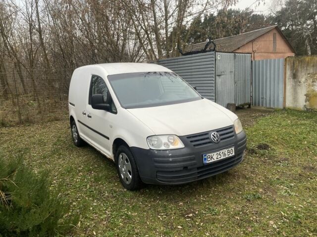Белый Фольксваген Кадди, объемом двигателя 2 л и пробегом 300 тыс. км за 3500 $, фото 1 на Automoto.ua