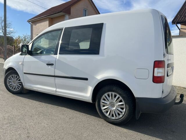 Белый Фольксваген Кадди, объемом двигателя 1.9 л и пробегом 278 тыс. км за 5500 $, фото 2 на Automoto.ua