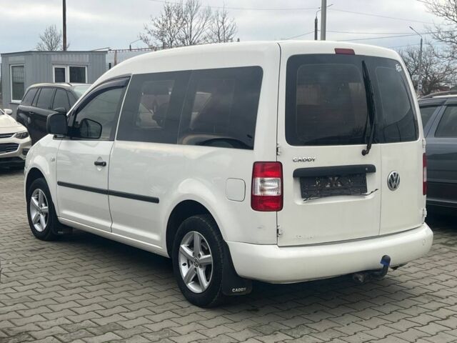 Белый Фольксваген Кадди, объемом двигателя 2 л и пробегом 212 тыс. км за 4700 $, фото 6 на Automoto.ua