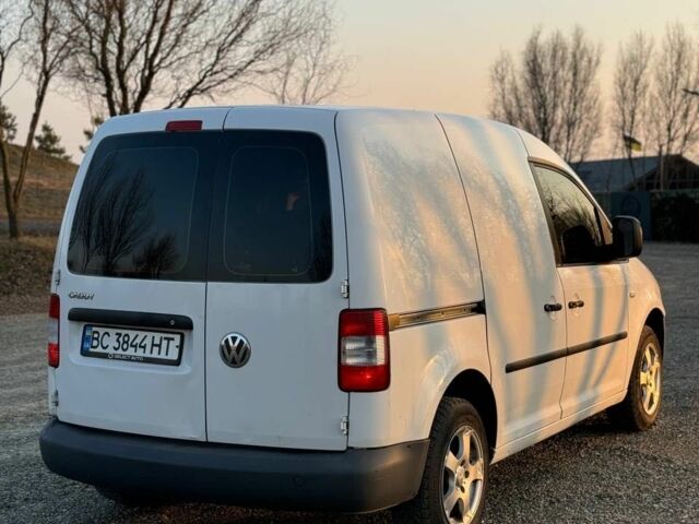 Белый Фольксваген Кадди, объемом двигателя 1.4 л и пробегом 430 тыс. км за 3200 $, фото 2 на Automoto.ua