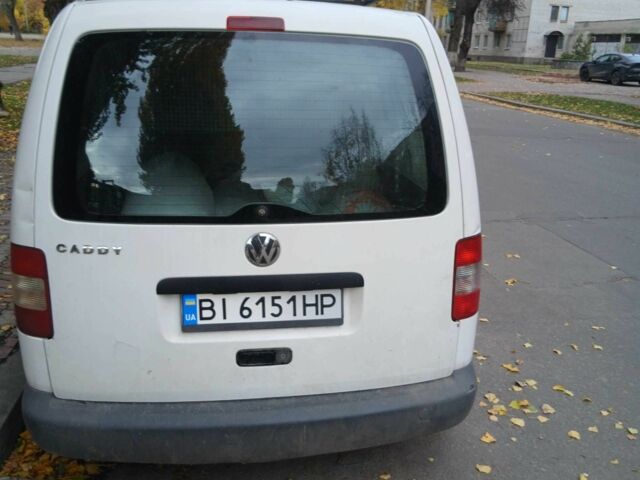 Белый Фольксваген Кадди, объемом двигателя 1.4 л и пробегом 240 тыс. км за 5000 $, фото 3 на Automoto.ua