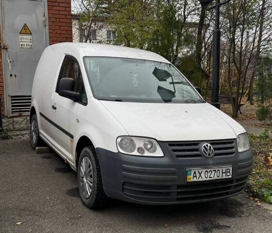 Белый Фольксваген Кадди, объемом двигателя 1.4 л и пробегом 300 тыс. км за 3200 $, фото 1 на Automoto.ua