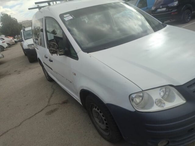 Белый Фольксваген Кадди, объемом двигателя 1.9 л и пробегом 240 тыс. км за 3300 $, фото 1 на Automoto.ua