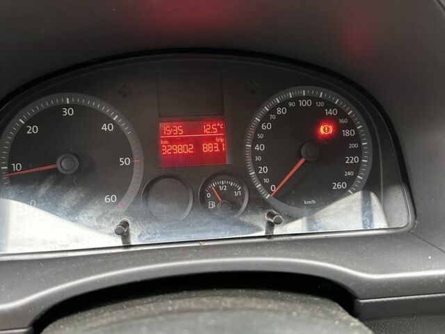 Білий Фольксваген Кадді, об'ємом двигуна 1.9 л та пробігом 330 тис. км за 2700 $, фото 9 на Automoto.ua