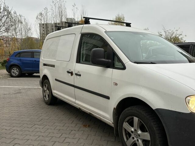 Белый Фольксваген Кадди, объемом двигателя 1.9 л и пробегом 330 тыс. км за 2700 $, фото 2 на Automoto.ua