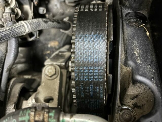 Белый Фольксваген Кадди, объемом двигателя 1.9 л и пробегом 228 тыс. км за 7000 $, фото 2 на Automoto.ua