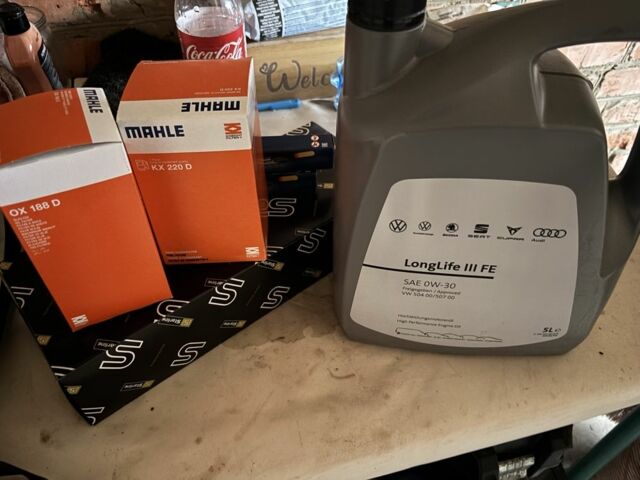 Белый Фольксваген Кадди, объемом двигателя 1.9 л и пробегом 228 тыс. км за 7000 $, фото 3 на Automoto.ua