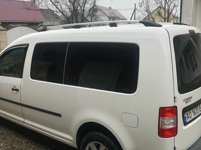 Белый Фольксваген Кадди, объемом двигателя 1.9 л и пробегом 343 тыс. км за 6800 $, фото 2 на Automoto.ua