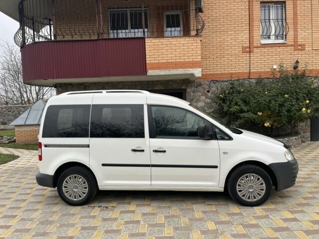 Білий Фольксваген Кадді, об'ємом двигуна 1.9 л та пробігом 200 тис. км за 5500 $, фото 3 на Automoto.ua