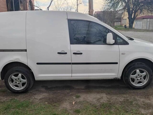Фольксваген Кадди 2010 в Харькове на Automoto.ua Белый Фольксваген Кадди, объемом двигателя 1.6 л и пробегом 237 тыс. км за 6399 $, фото 3 на Automoto.ua