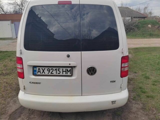 Фольксваген Кадди 2010 в Харькове на Automoto.ua Белый Фольксваген Кадди, объемом двигателя 1.6 л и пробегом 237 тыс. км за 6399 $, фото 7 на Automoto.ua