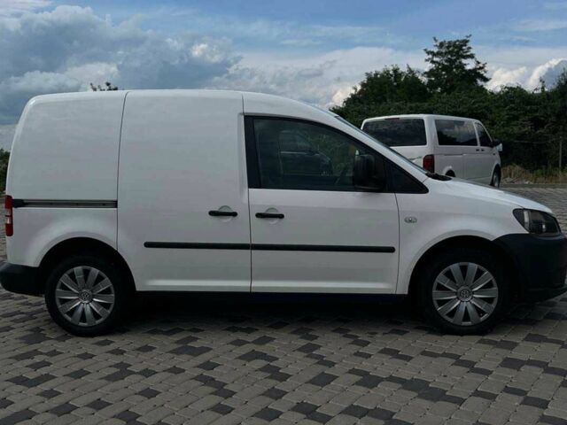 Белый Фольксваген Кадди, объемом двигателя 1.6 л и пробегом 391 тыс. км за 7200 $, фото 7 на Automoto.ua