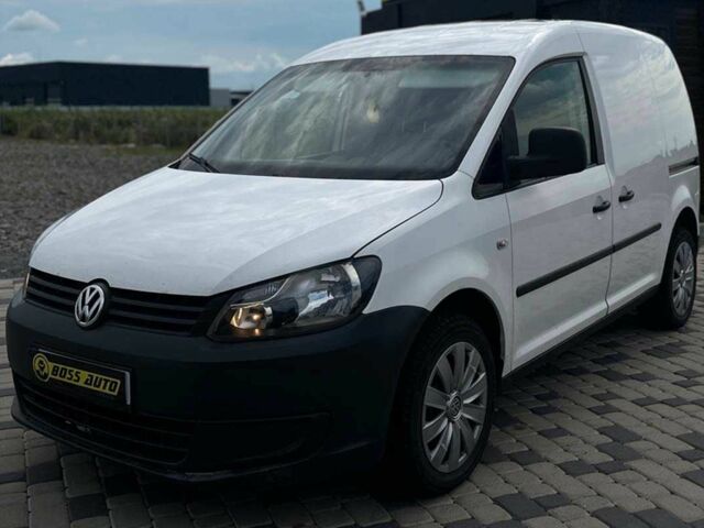 Белый Фольксваген Кадди, объемом двигателя 1.6 л и пробегом 391 тыс. км за 7200 $, фото 2 на Automoto.ua