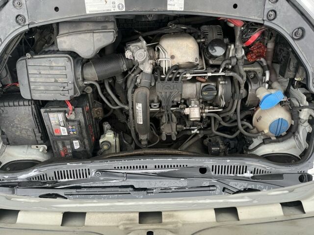 Белый Фольксваген Кадди, объемом двигателя 1.2 л и пробегом 145 тыс. км за 7392 $, фото 6 на Automoto.ua