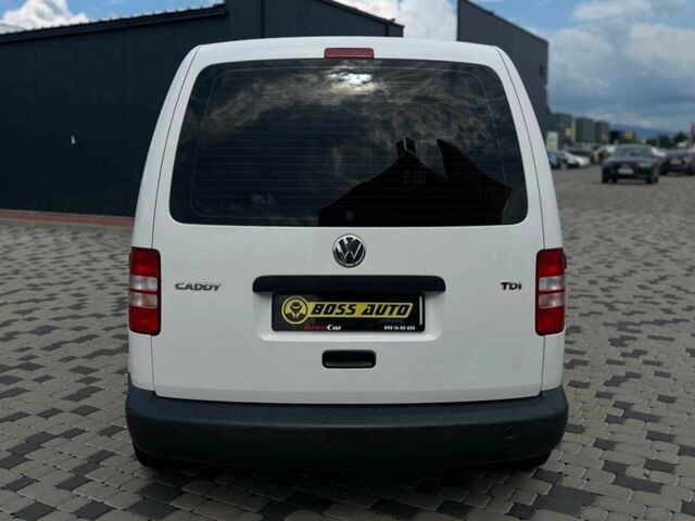 Белый Фольксваген Кадди, объемом двигателя 1.6 л и пробегом 391 тыс. км за 7200 $, фото 5 на Automoto.ua