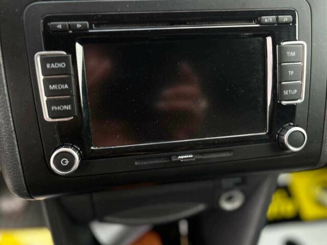 Белый Фольксваген Кадди, объемом двигателя 1.6 л и пробегом 391 тыс. км за 7200 $, фото 19 на Automoto.ua