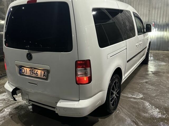 Білий Фольксваген Кадді, об'ємом двигуна 1.6 л та пробігом 245 тис. км за 8400 $, фото 4 на Automoto.ua