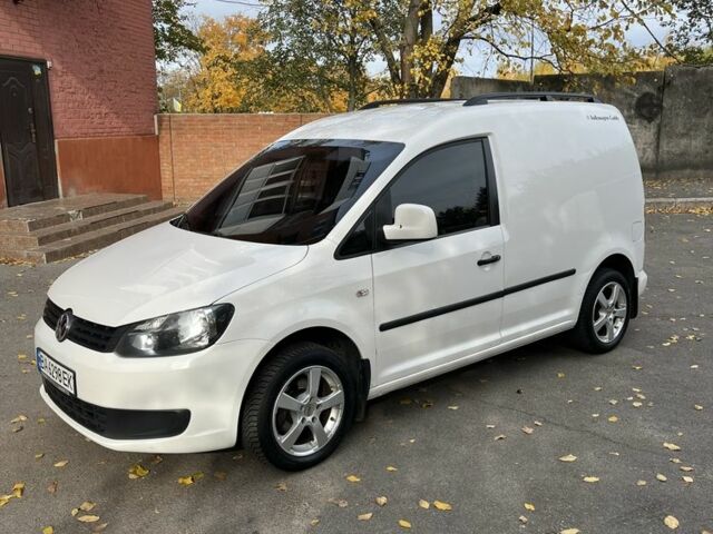 Білий Фольксваген Кадді, об'ємом двигуна 1.6 л та пробігом 280 тис. км за 8000 $, фото 2 на Automoto.ua