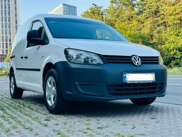 Белый Фольксваген Кадди, объемом двигателя 1.2 л и пробегом 185 тыс. км за 5400 $, фото 5 на Automoto.ua