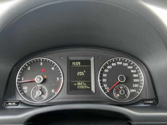 Белый Фольксваген Кадди, объемом двигателя 1.6 л и пробегом 233 тыс. км за 5900 $, фото 16 на Automoto.ua