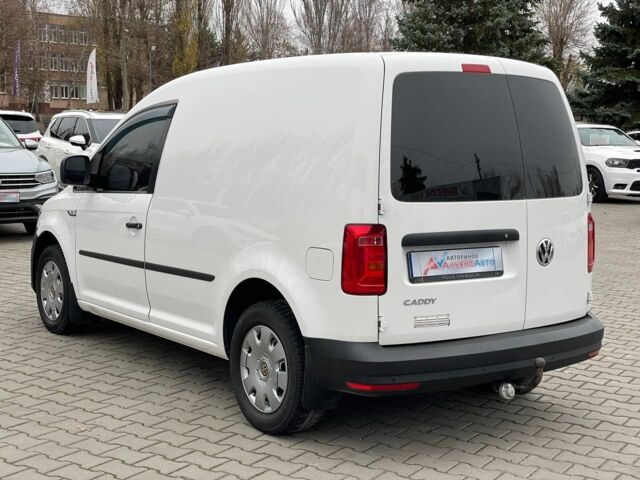 Белый Фольксваген Кадди, объемом двигателя 1.6 л и пробегом 290 тыс. км за 9400 $, фото 2 на Automoto.ua