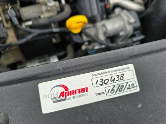 Білий Фольксваген Кадді, об'ємом двигуна 0 л та пробігом 166 тис. км за 9000 $, фото 11 на Automoto.ua