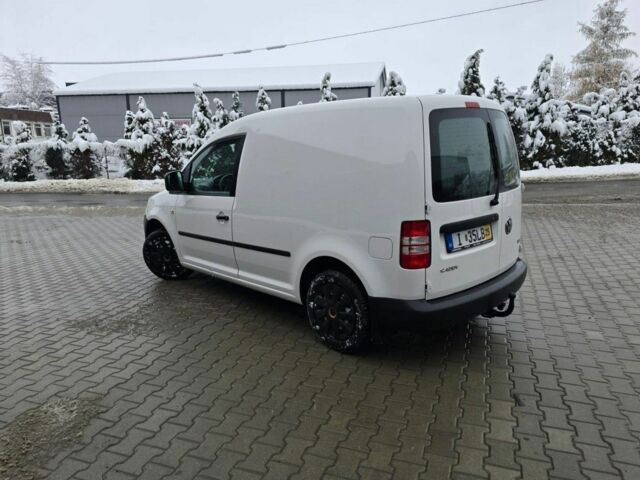 Білий Фольксваген Кадді, об'ємом двигуна 0 л та пробігом 166 тис. км за 9000 $, фото 2 на Automoto.ua