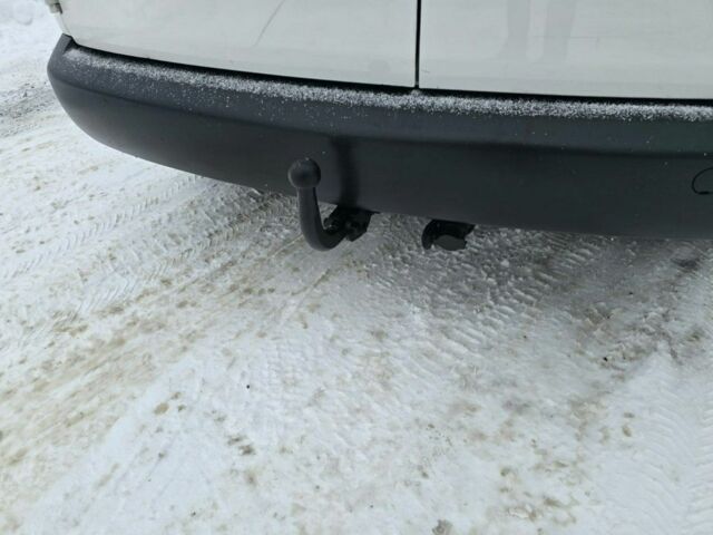 Білий Фольксваген Кадді, об'ємом двигуна 0 л та пробігом 166 тис. км за 9000 $, фото 22 на Automoto.ua