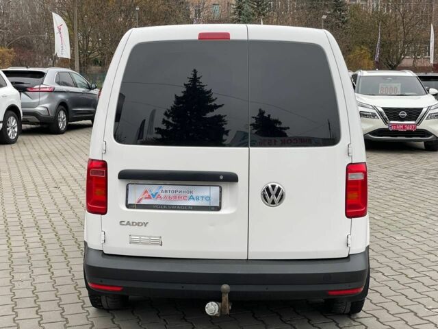 Белый Фольксваген Кадди, объемом двигателя 1.6 л и пробегом 290 тыс. км за 9400 $, фото 3 на Automoto.ua