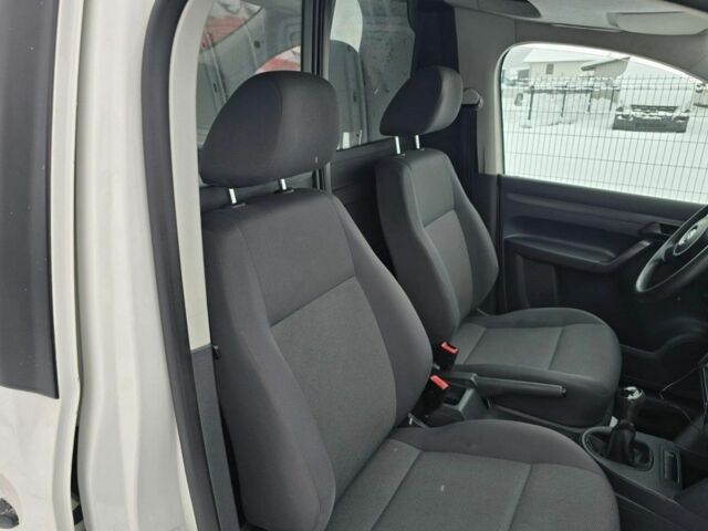 Білий Фольксваген Кадді, об'ємом двигуна 0 л та пробігом 166 тис. км за 9000 $, фото 21 на Automoto.ua