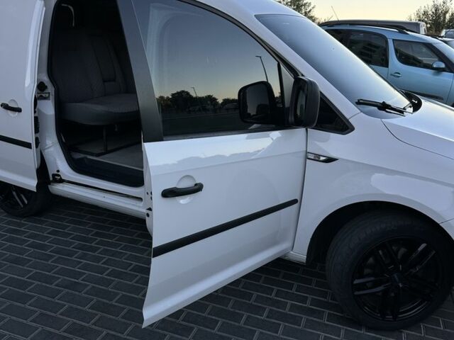 Фольксваген Кадди 2015 в Ровно на Automoto.ua Белый Фольксваген Кадди, объемом двигателя 1.6 л и пробегом 247 тыс. км за 8500 $, фото 14 на Automoto.ua